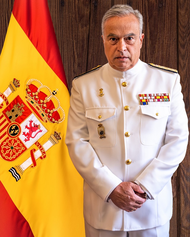 Excmo. Sr. General de División D. Carlos Caballero Vallejo