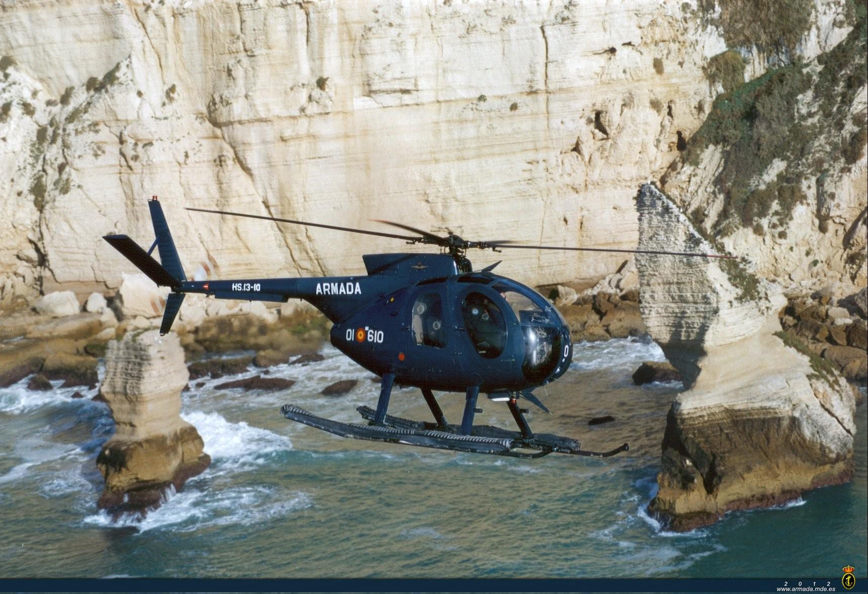 Helicóptero Hughes 500 de la 6ª Escuadrilla 01
