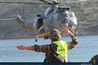 Helicóptero SH-3D en operaciones anfibias