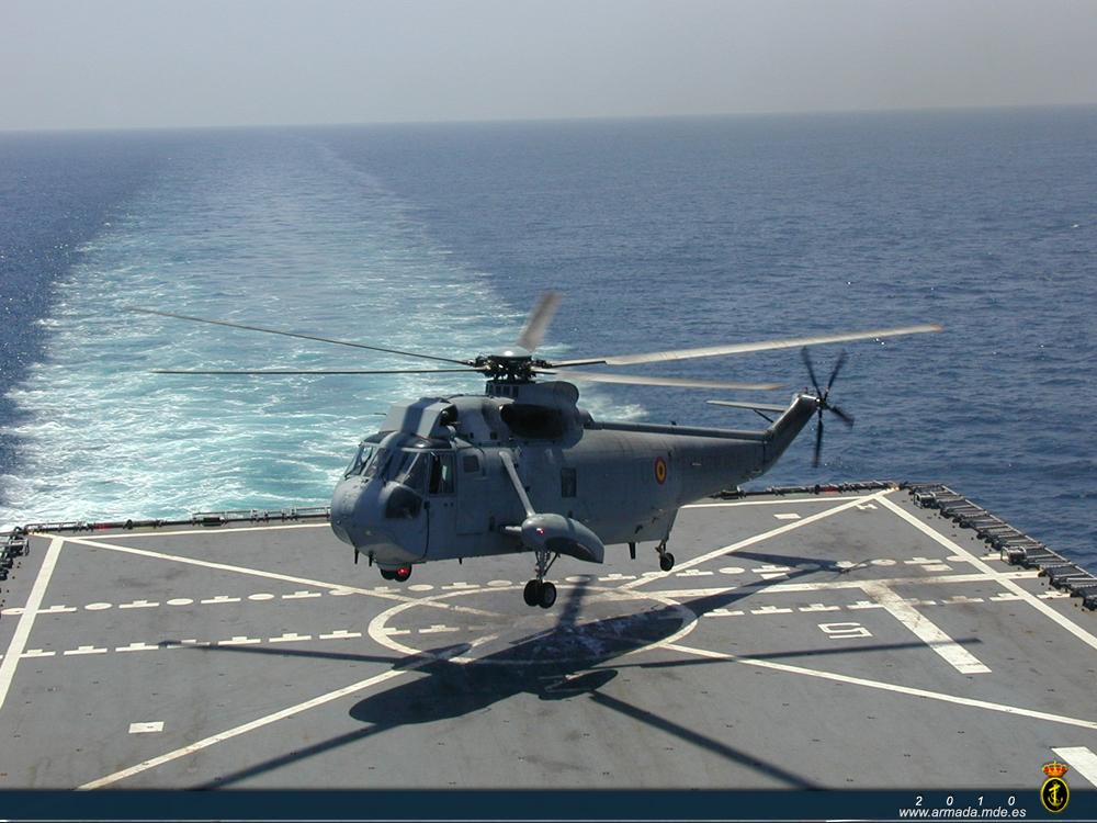 Foto archivo helicóptero SH-3D de la Quinta Escuadrilla de la Flotilla de Aeronaves