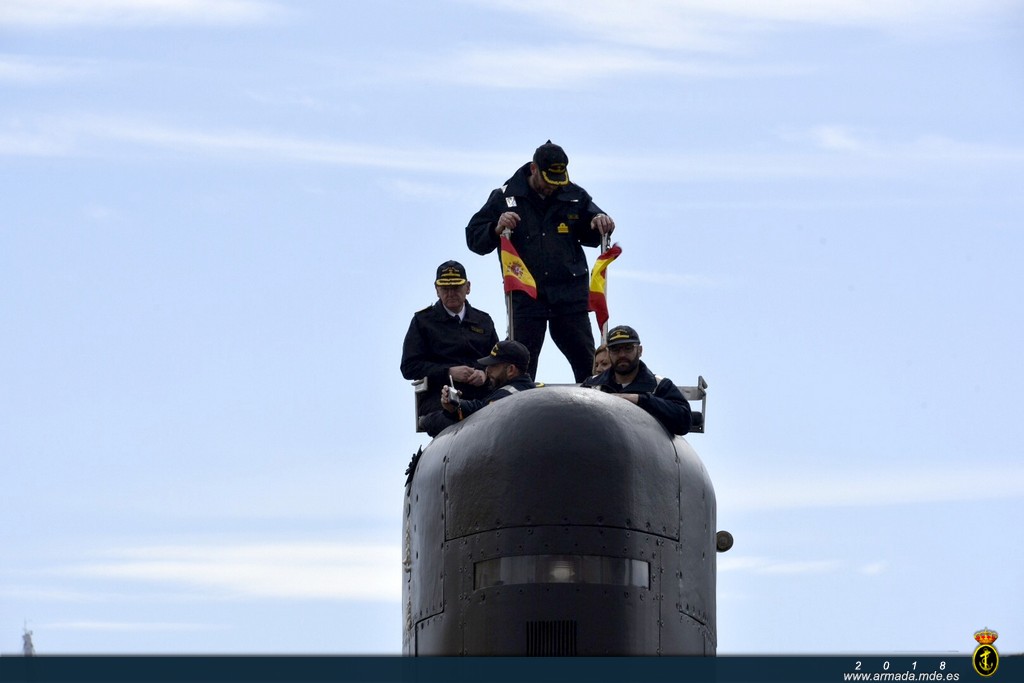 Ministra de Defensa a bordo del submarino "Tramontana"