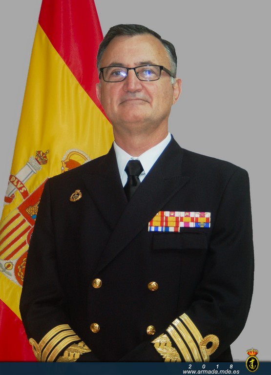 Foto oficial del almirante Rodriguez Garat