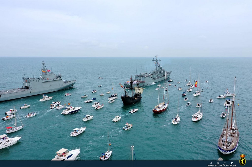  La Armada celebra un Acto de Homenaje a las Dotaciones de la Primera Circunnavegación a bordo de la fragata "Victoria"