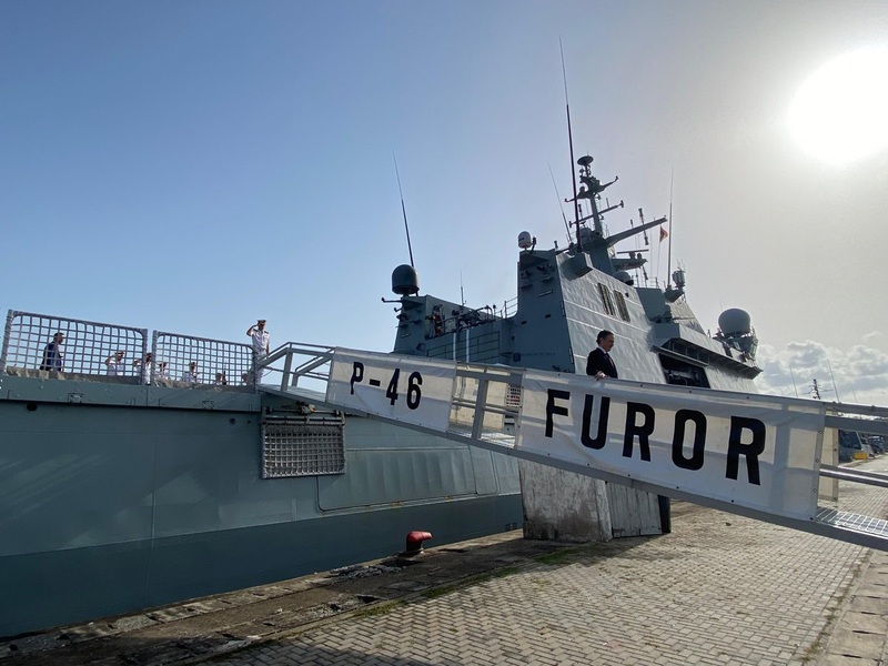 Imagen noticia:OPV ‘Furor’ visits Ghana for a maintenance and military cooperation port call.