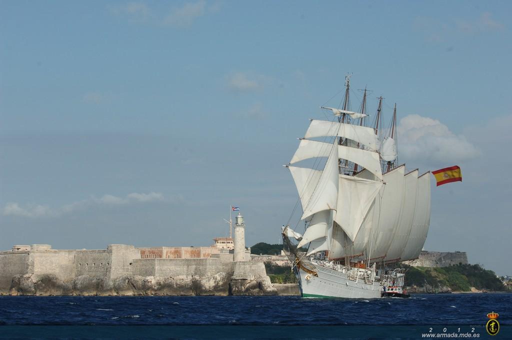 Salida del Juan Sebastián de Elcano de la Habana