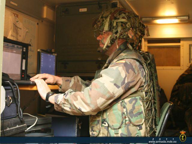 Batallón Cuartel General, Interior de un Hummer de mando.