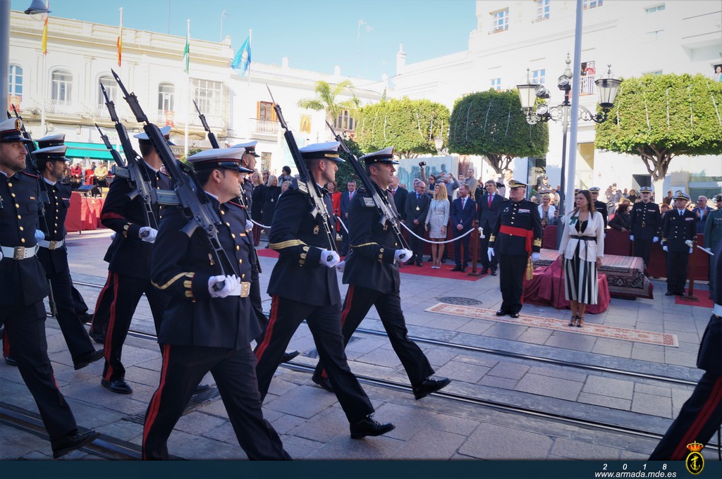 La Armada celebra el 40º Aniversario de la Constitución en San Fernando