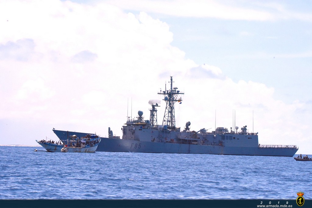 Frigate ‘Navarra’ frees a Yemeni trawler hijacked by Somali pirates