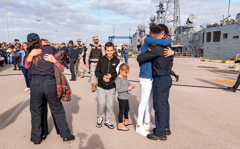 The ship’s crew being welcomed by their families.