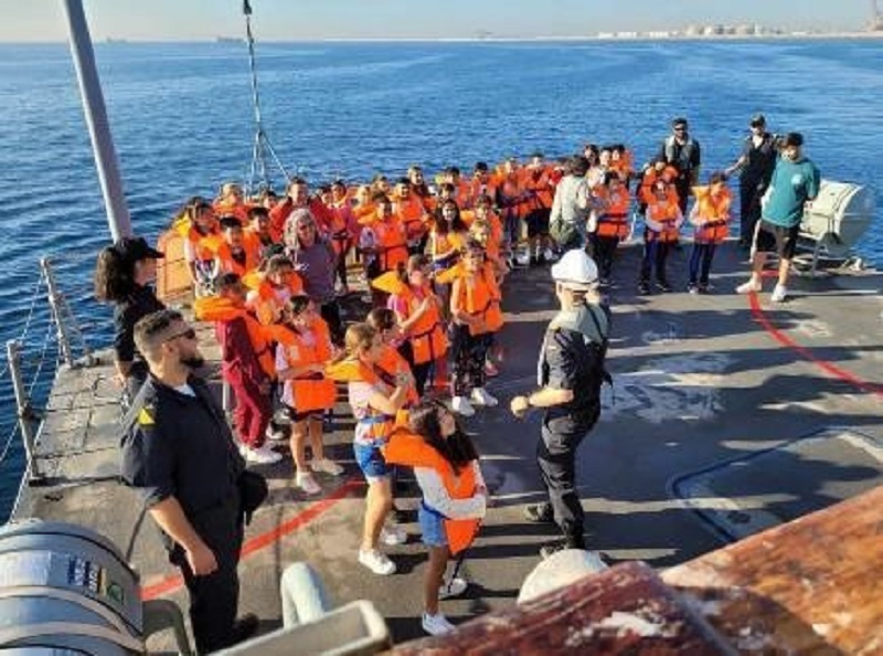 Operación 'Bautismos de Mar' a bordo del caazaminas 'Sella'